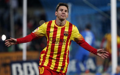 南亚体育独家-久保建英助攻队友头球绝平