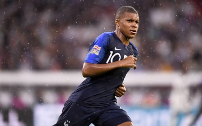 南亚体育精华-伊萨克爆射球门右下角得分